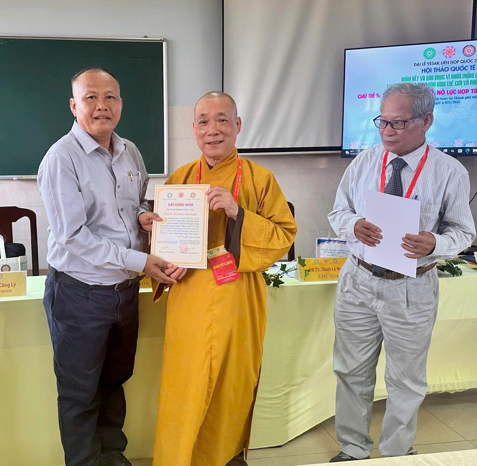 PHIÊN HỘI THẢO CHỦ ĐỀ 5, DIỄN ĐÀN 2: THÚC ĐẨY ĐOÀN KẾT – NỖ LỰC HỢP TÁC VÌ HOÀ BÌNH TOÀN CẦU PHIÊN HỘI THẢO CHỦ ĐỀ 5, DIỄN ĐÀN 2: THÚC ĐẨY ĐOÀN KẾT – NỖ LỰC HỢP TÁC VÌ HOÀ BÌNH TOÀN CẦU