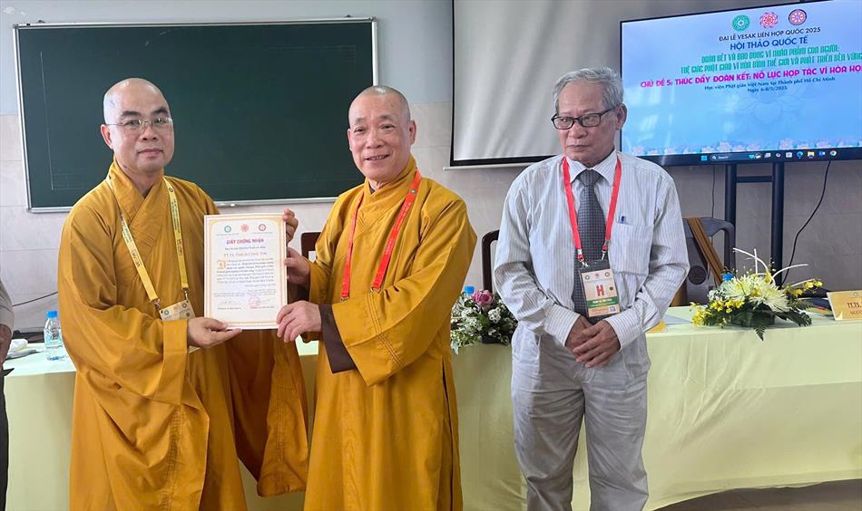 PHIÊN HỘI THẢO CHỦ ĐỀ 5, DIỄN ĐÀN 2: THÚC ĐẨY ĐOÀN KẾT – NỖ LỰC HỢP TÁC VÌ HOÀ BÌNH TOÀN CẦU PHIÊN HỘI THẢO CHỦ ĐỀ 5, DIỄN ĐÀN 2: THÚC ĐẨY ĐOÀN KẾT – NỖ LỰC HỢP TÁC VÌ HOÀ BÌNH TOÀN CẦU