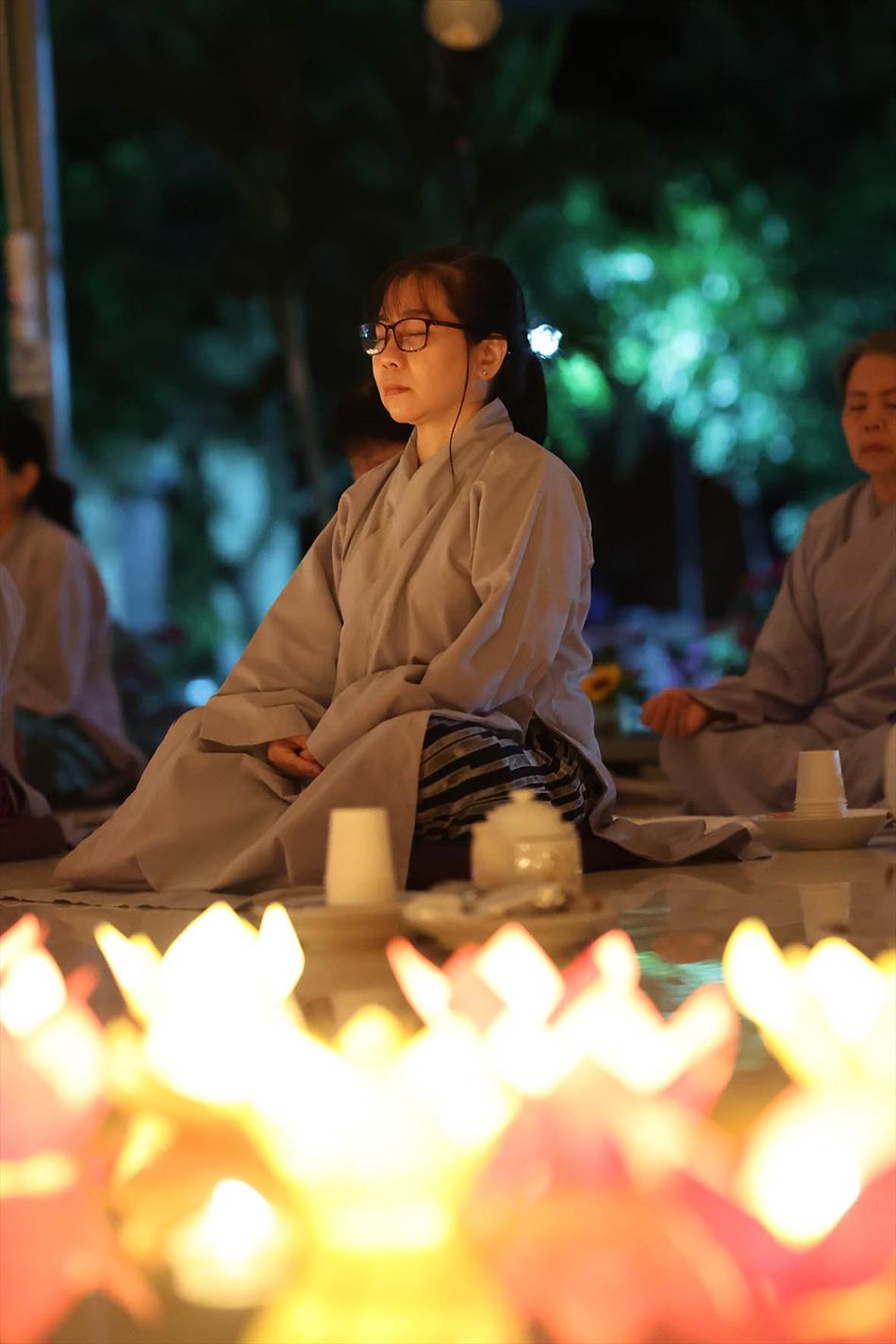 Thiền trà & tọa đàm Vesak của Ban Hoằng pháp tỉnh Long An: giây phút an trú và tri ân Đức Phật Thiền trà & tọa đàm Vesak của Ban Hoằng pháp tỉnh Long An: giây phút an trú và tri ân Đức Phật