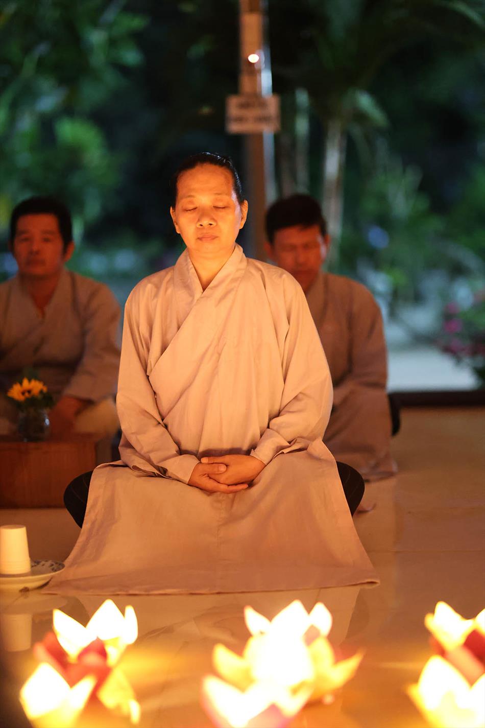 Thiền trà & tọa đàm Vesak của Ban Hoằng pháp tỉnh Long An: giây phút an trú và tri ân Đức Phật Thiền trà & tọa đàm Vesak của Ban Hoằng pháp tỉnh Long An: giây phút an trú và tri ân Đức Phật