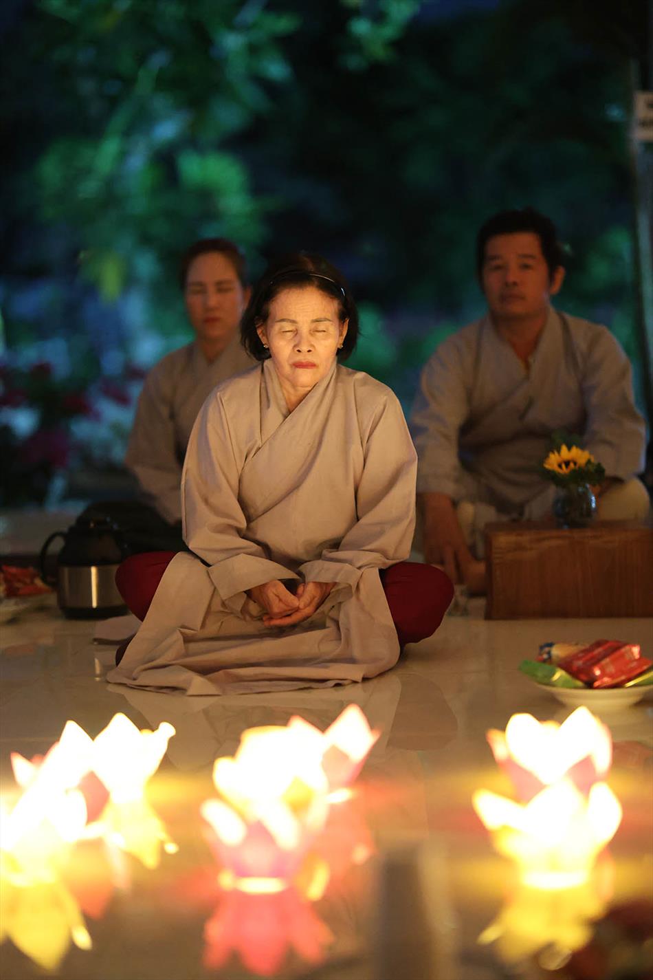 Thiền trà & tọa đàm Vesak của Ban Hoằng pháp tỉnh Long An: giây phút an trú và tri ân Đức Phật Thiền trà & tọa đàm Vesak của Ban Hoằng pháp tỉnh Long An: giây phút an trú và tri ân Đức Phật