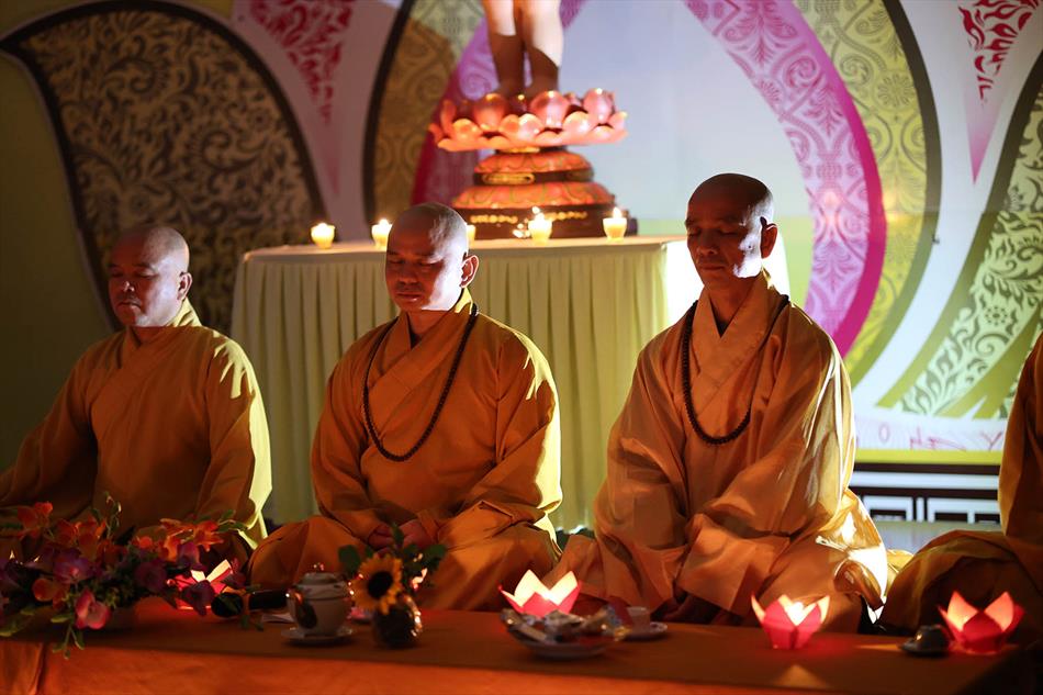 Thiền trà & tọa đàm Vesak của Ban Hoằng pháp tỉnh Long An: giây phút an trú và tri ân Đức Phật Thiền trà & tọa đàm Vesak của Ban Hoằng pháp tỉnh Long An: giây phút an trú và tri ân Đức Phật