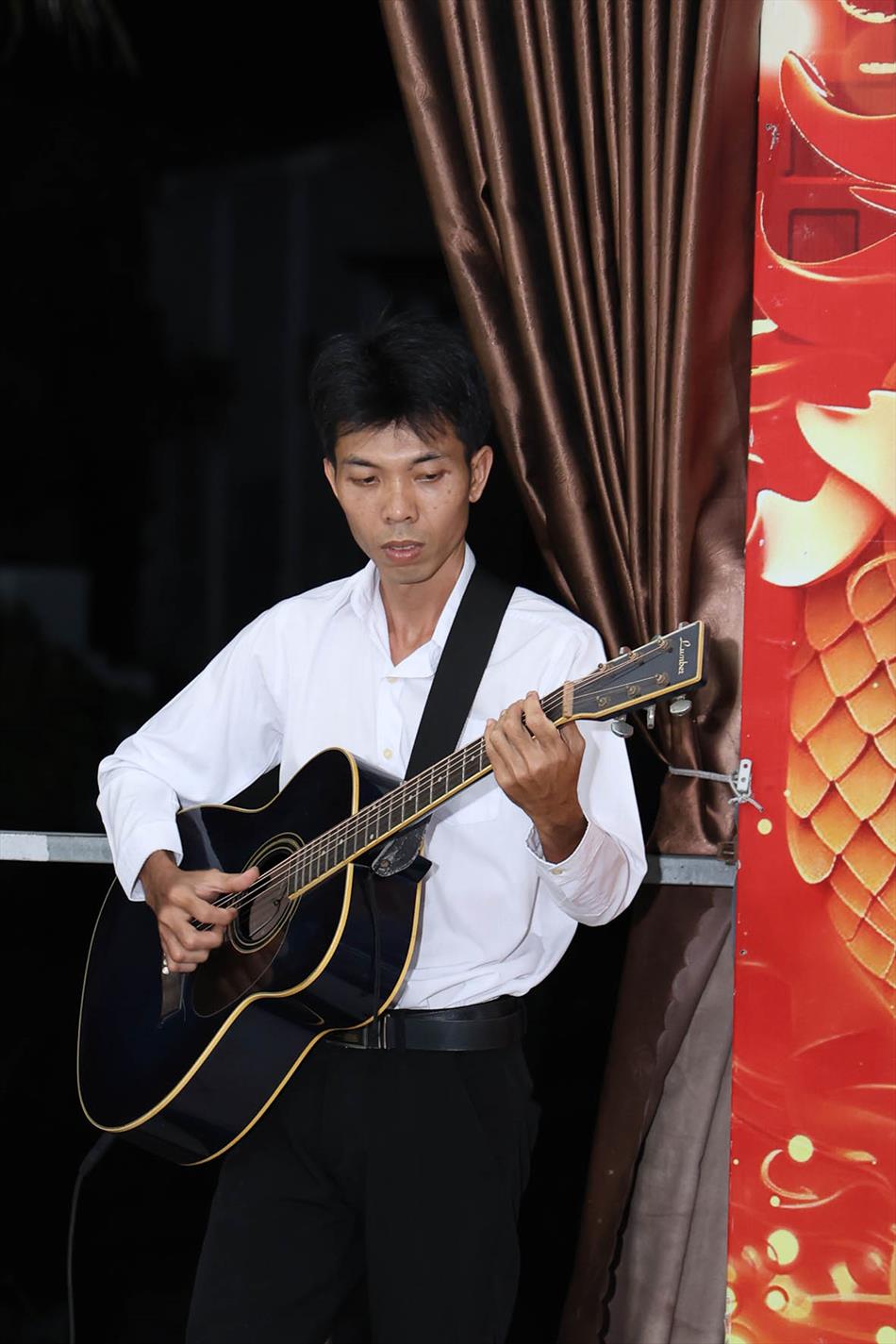 Thiền trà & tọa đàm Vesak của Ban Hoằng pháp tỉnh Long An: giây phút an trú và tri ân Đức Phật Thiền trà & tọa đàm Vesak của Ban Hoằng pháp tỉnh Long An: giây phút an trú và tri ân Đức Phật