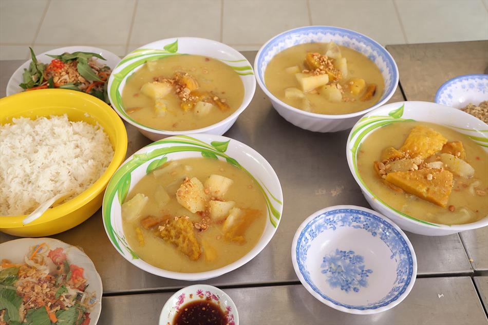 4 CHIÊU ĐÃI KHÁCH THẬP PHƯƠNG 4 CHIÊU ĐÃI KHÁCH THẬP PHƯƠNG