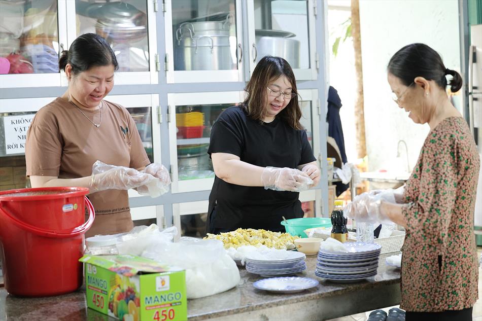 5 HOAN HỶ CÔNG QUẢ NGÀY RẰM 5 HOAN HỶ CÔNG QUẢ NGÀY RẰM