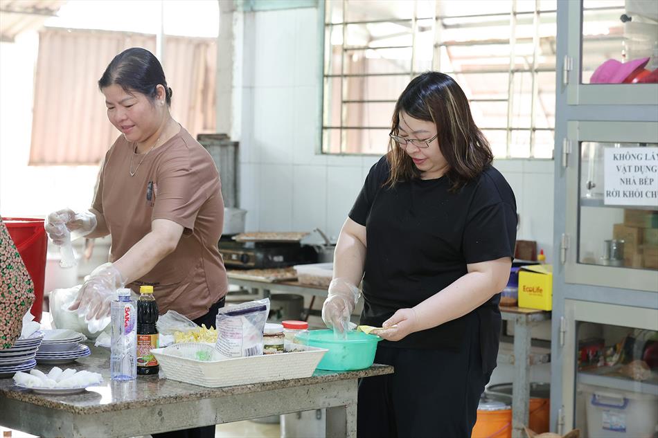 5 HOAN HỶ CÔNG QUẢ NGÀY RẰM 5 HOAN HỶ CÔNG QUẢ NGÀY RẰM