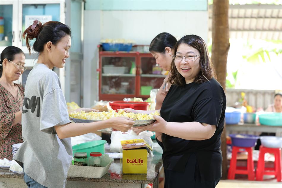 5 HOAN HỶ CÔNG QUẢ NGÀY RẰM 5 HOAN HỶ CÔNG QUẢ NGÀY RẰM