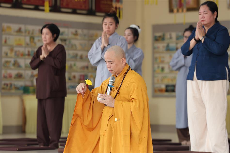 2 LỄ QUY Y TAM BẢO - PHÓNG SINH 2 LỄ QUY Y TAM BẢO - PHÓNG SINH