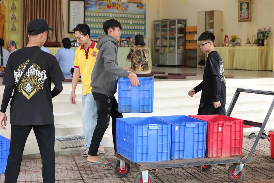 2 LỄ QUY Y TAM BẢO - PHÓNG SINH 2 LỄ QUY Y TAM BẢO - PHÓNG SINH