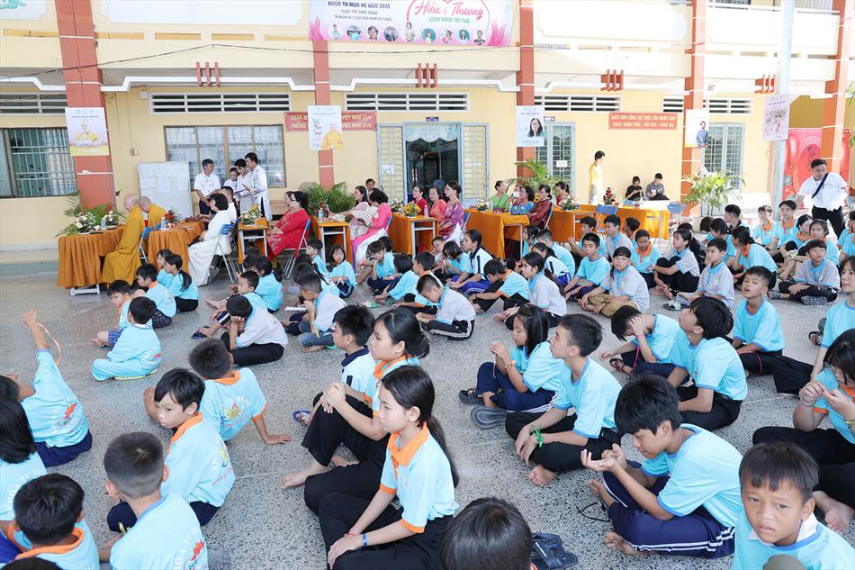 4 HỘI CHÚNG 4 HỘI CHÚNG