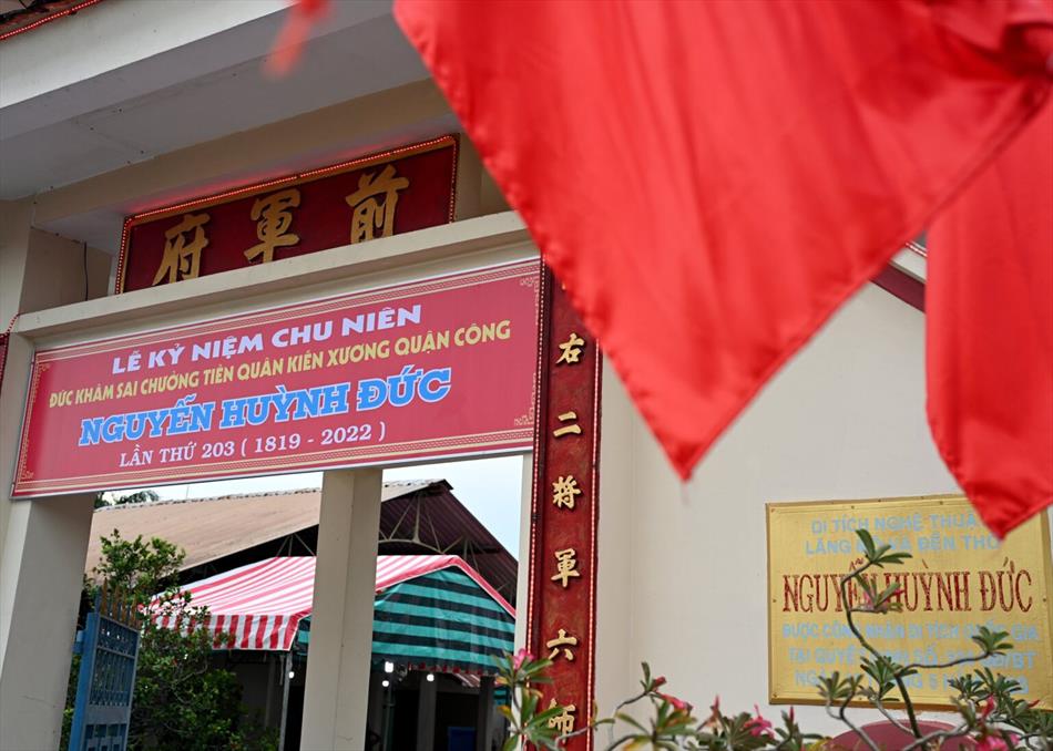 Viếng thăm & dâng hương Đức Tiền quân Nguyễn Huỳnh Đức nhân Lễ Giỗ năm 2022
