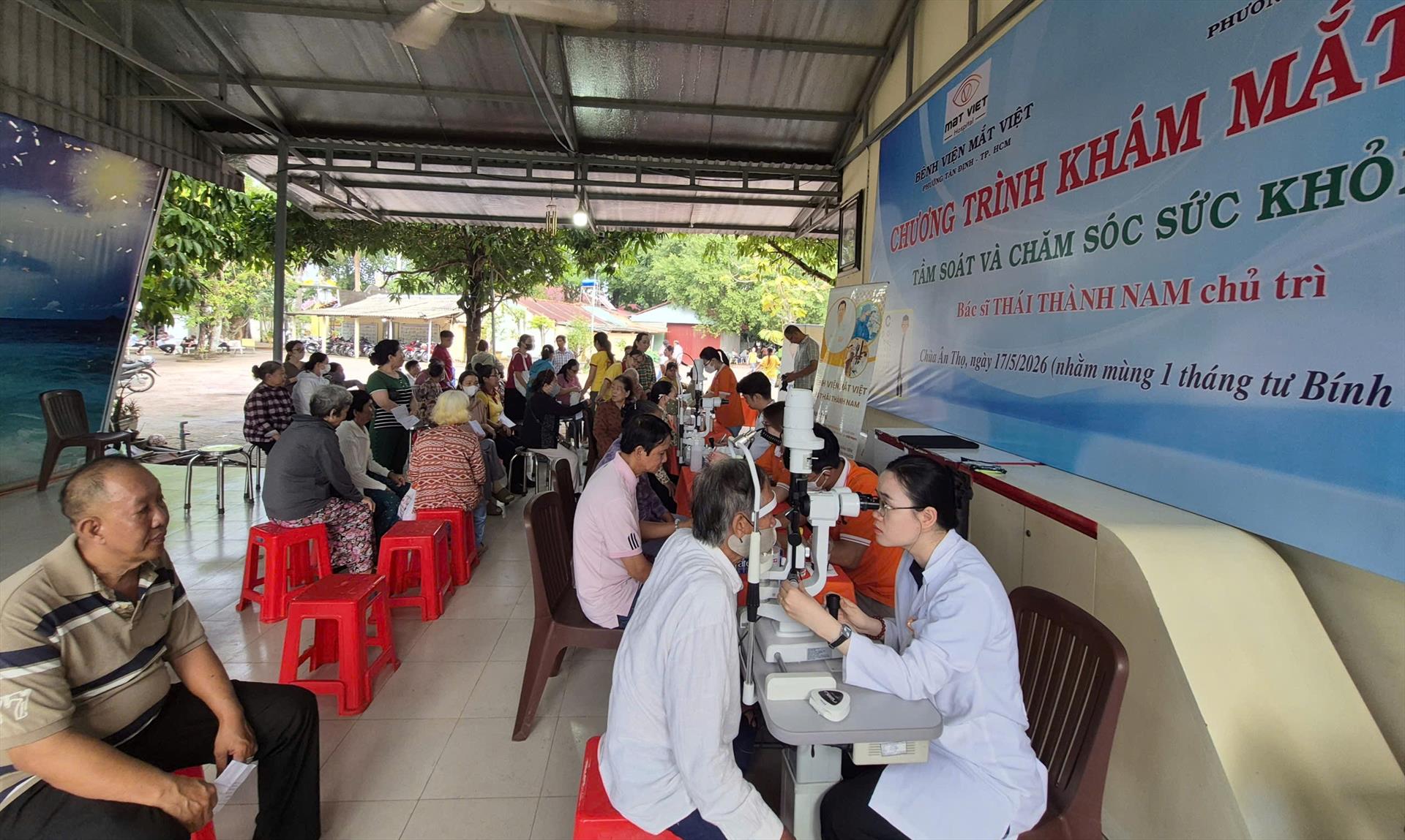 181 NGƯỜI ĐƯỢC KHÁM VÀ TẶNG THUỐC TRONG ĐỢT 2 KHÁM MẮT TẠI CHÙA ÂN THỌ